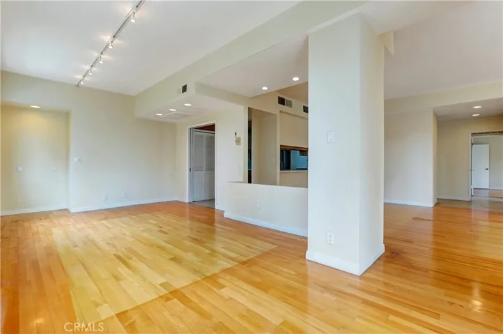 10787 Wilshire 802, Los Angeles, California 90024