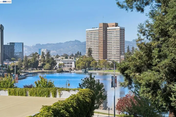 200 Lakeside Dr 202, Oakland, California 94612