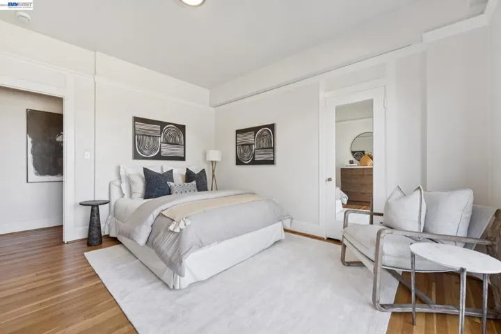 200 Lakeside Dr 202, Oakland, California 94612