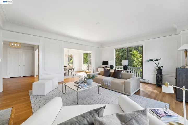 200 Lakeside Dr 202, Oakland, California 94612