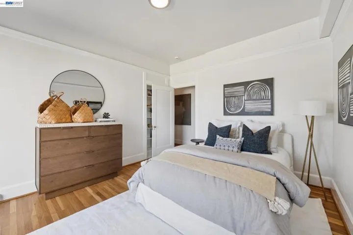 200 Lakeside Dr 202, Oakland, California 94612