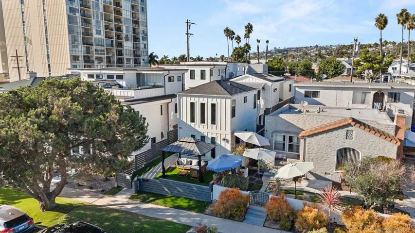1020 Beryl Street, San Diego, California 92109