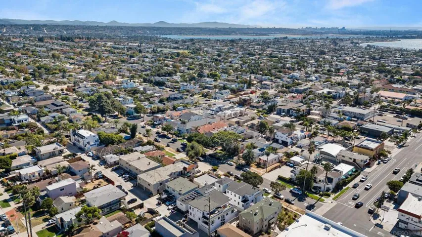 1020 Beryl Street, San Diego, California 92109