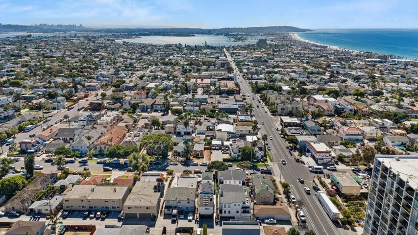 1020 Beryl Street, San Diego, California 92109