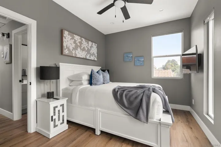 1020 Beryl Street, San Diego, California 92109