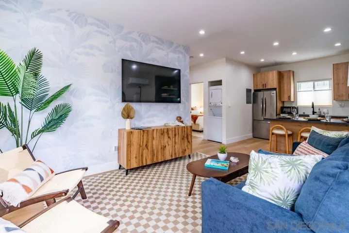 725 Pennsylvania Ave 727-1, San Diego, California 92103