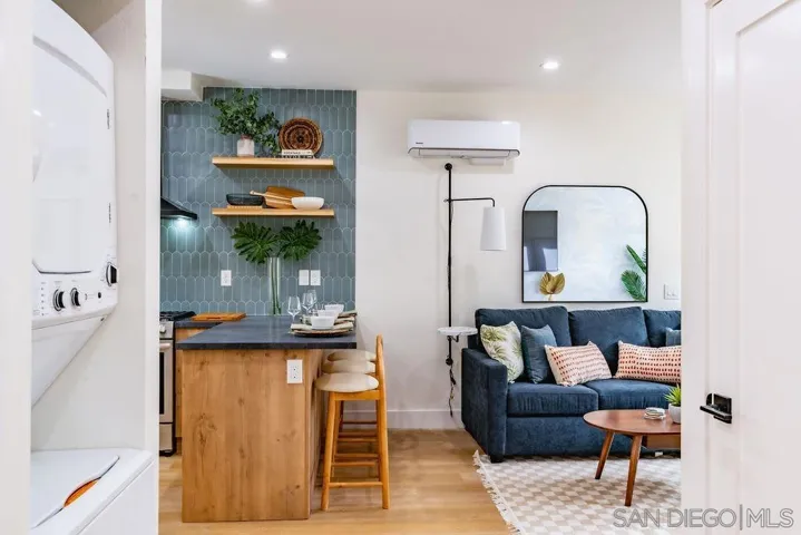 725 Pennsylvania Ave 727-1, San Diego, California 92103