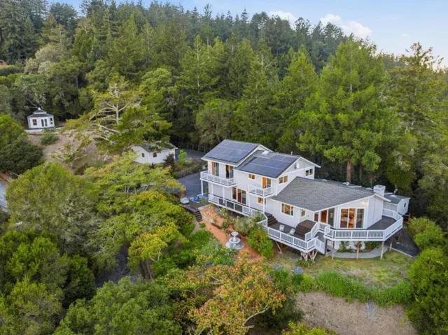 251 Starlight Terrace, Santa Cruz, California 95065