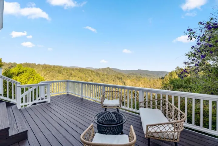 251 Starlight Terrace, Santa Cruz, California 95065