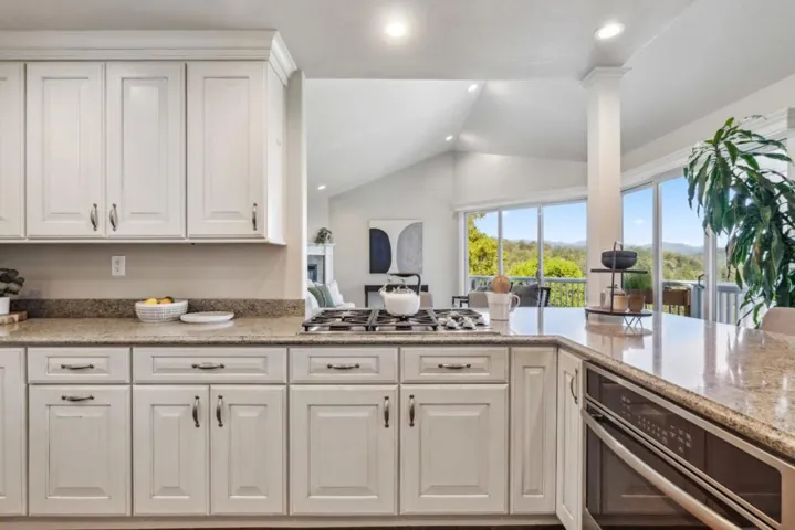 251 Starlight Terrace, Santa Cruz, California 95065