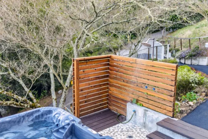 251 Starlight Terrace, Santa Cruz, California 95065