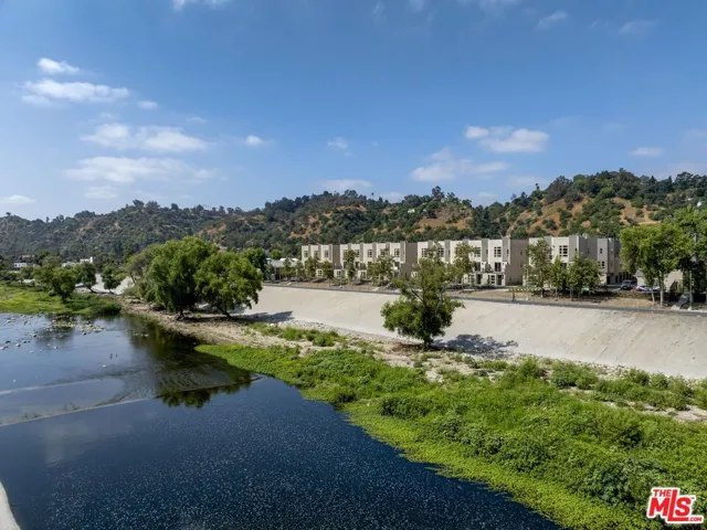2721 N Cadence Way, Lincoln Heights, California 90039