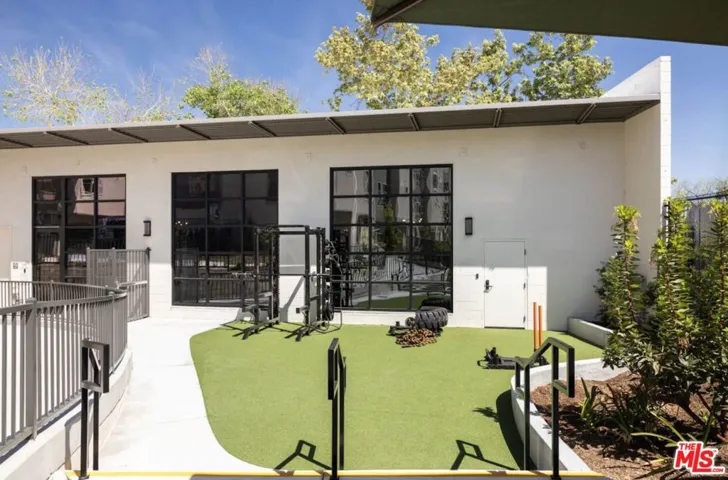 2721 N Cadence Way, Lincoln Heights, California 90039