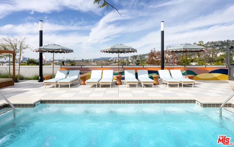7617 Santa Monica Boulevard 220, West Hollywood, California 90046
