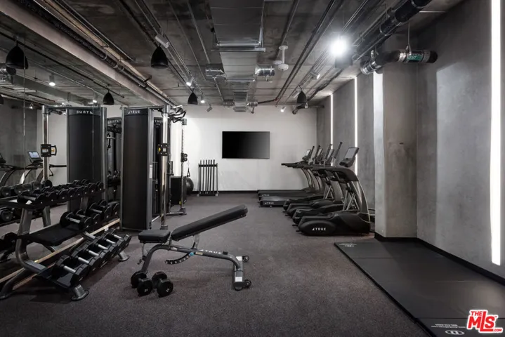 7617 Santa Monica Boulevard 220, West Hollywood, California 90046
