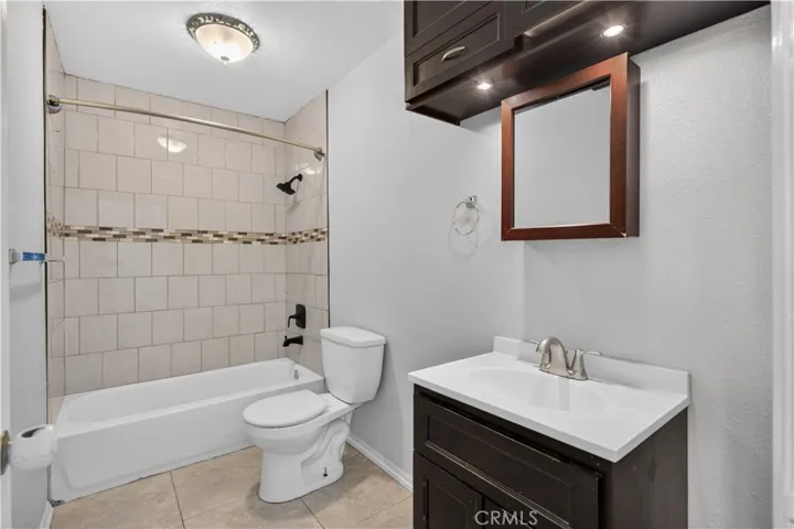 14819 Downey Avenue 134, Paramount, California 90723