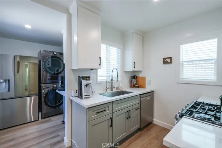 229 E Washington, Pasadena, California 91104