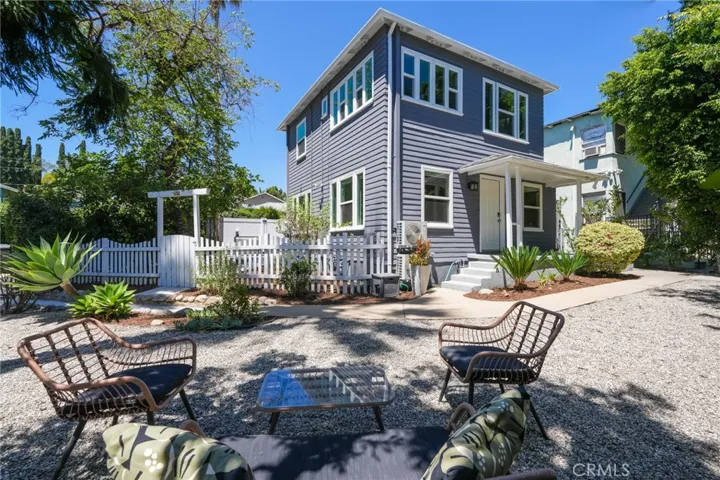 229 E Washington, Pasadena, California 91104