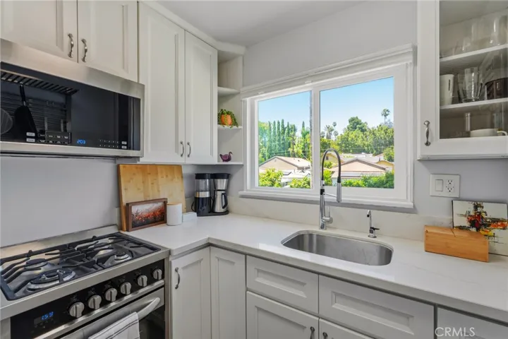 229 E Washington, Pasadena, California 91104
