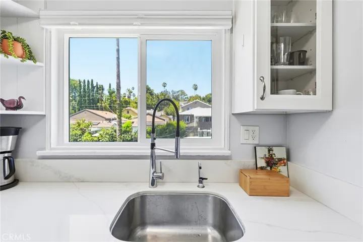 229 E Washington, Pasadena, California 91104