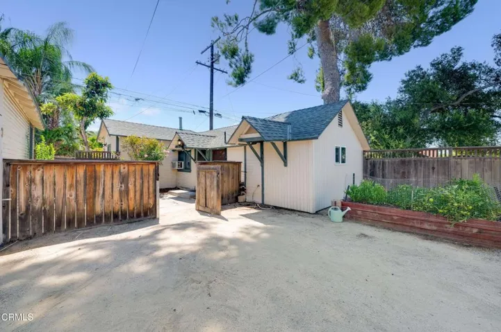 580_N_1st_Ave_ Upland California 25