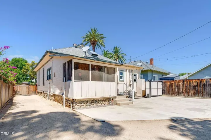 580_N_1st_Ave_ Upland California 23