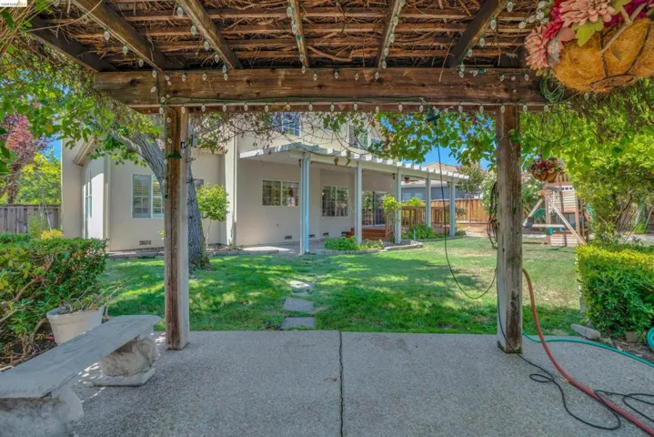 805 Devonshire Loop, Brentwood, California 94513