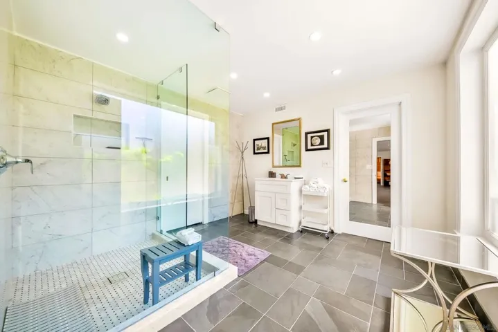 1380 Park 1/2, La Jolla, California 92037