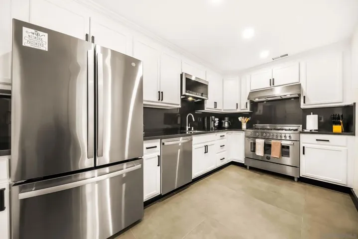 1380 Park 1/2, La Jolla, California 92037