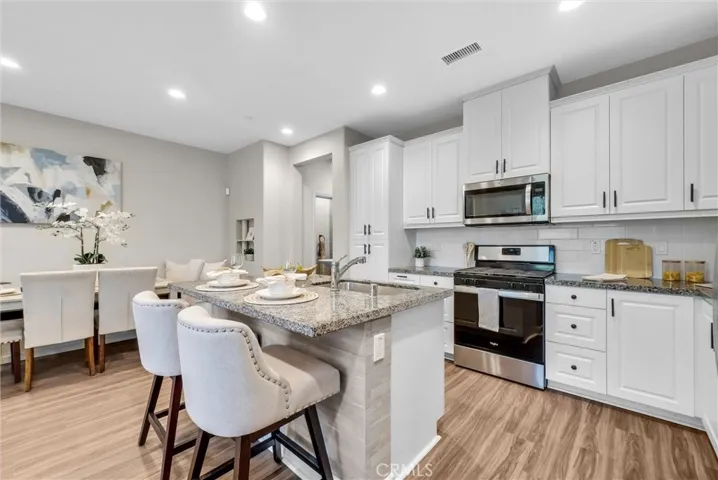3662 E Moonlight 82, Ontario, California 91761
