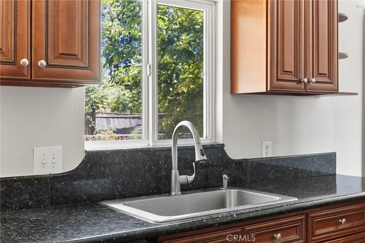 907 W Olive Avenue, Redlands, California 92373