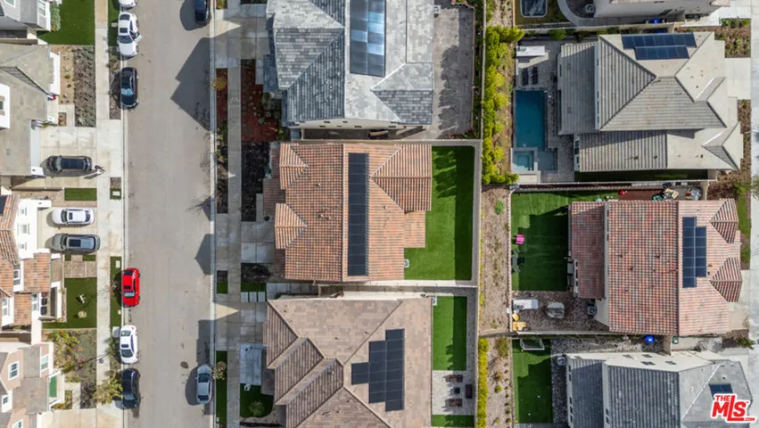 18130 Radiance Lane, Santa Clarita, California 91350
