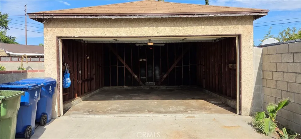 9646 Sandusky Avenue, Arleta, California 91331
