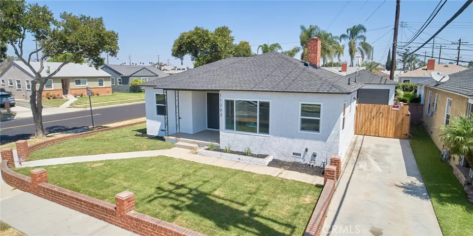 11203 Muller, Downey, California 90241