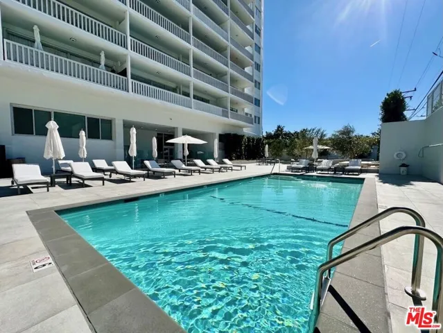 999 N Doheny Drive 406, West Hollywood, California 90069