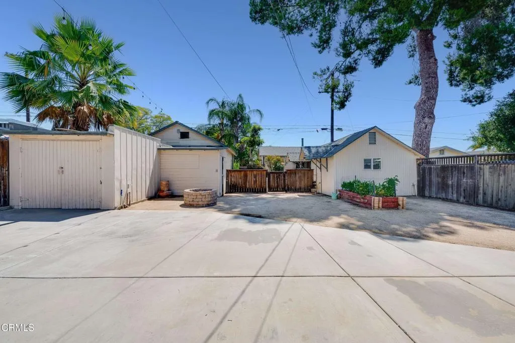 580_N_1st_Ave_ Upland California 22