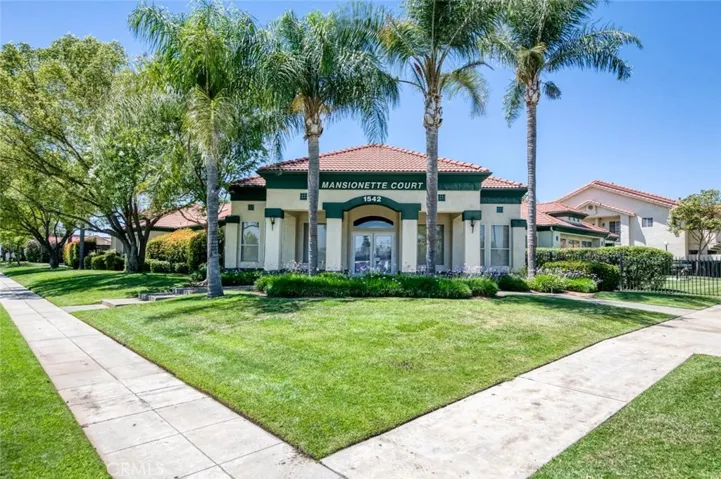 1542 E Alluvial 119, Fresno, California 93720