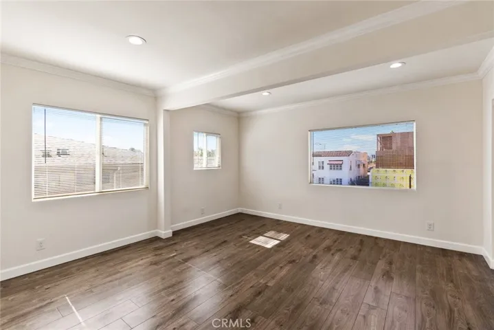 136 N Rampart Boulevard 3, Los Angeles, California 90026