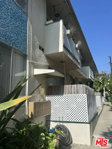 1461 Canfield, Los Angeles, California 90035