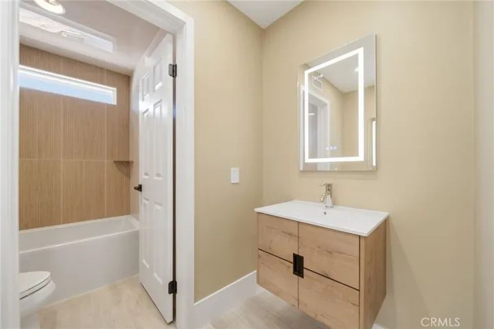 31509 Stoney Creek, Lake Elsinore, California 92532