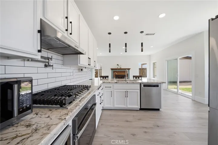 31509 Stoney Creek, Lake Elsinore, California 92532