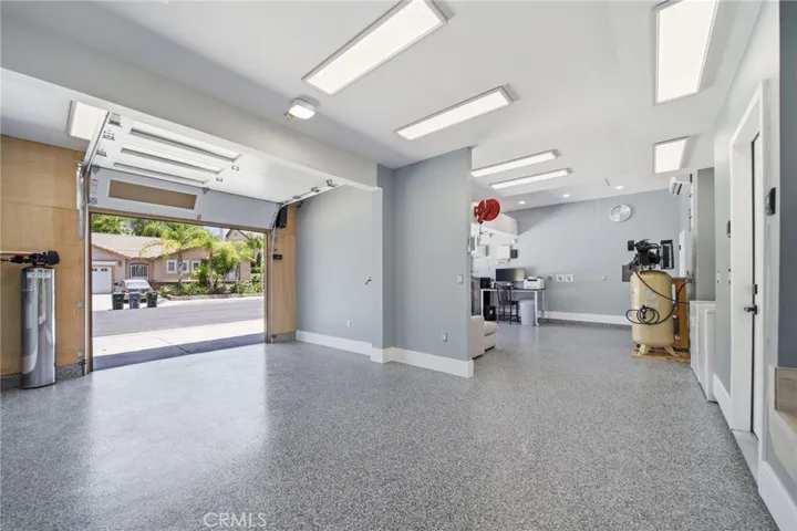 31509 Stoney Creek, Lake Elsinore, California 92532