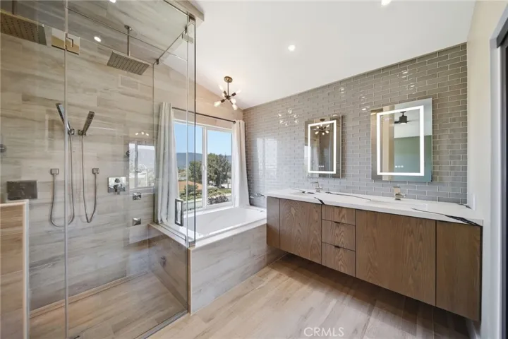 31509 Stoney Creek, Lake Elsinore, California 92532