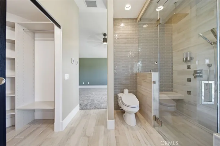 31509 Stoney Creek, Lake Elsinore, California 92532