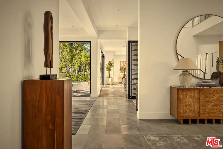 14242 Valley Vista Boulevard, Los Angeles, California 91423