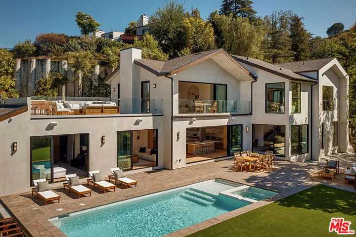 14242 Valley Vista Boulevard, Los Angeles, California 91423