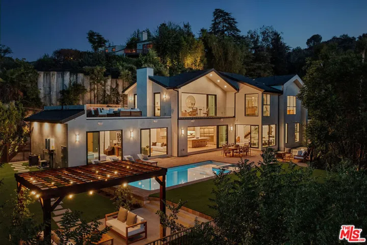 14242 Valley Vista Boulevard, Los Angeles, California 91423