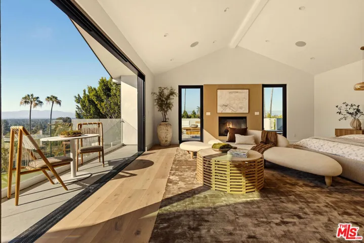 14242 Valley Vista Boulevard, Los Angeles, California 91423