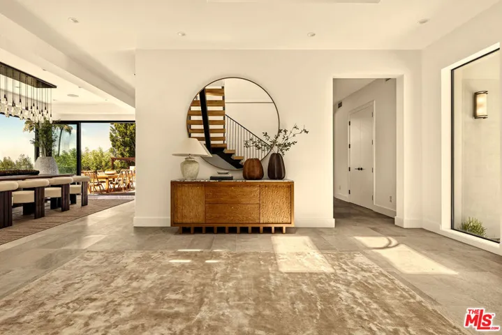 14242 Valley Vista Boulevard, Los Angeles, California 91423