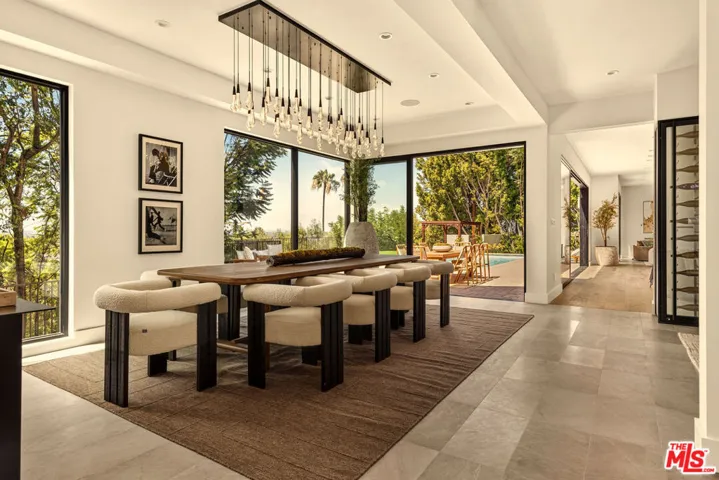 14242 Valley Vista Boulevard, Los Angeles, California 91423
